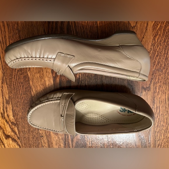 SAS Tripad Comfort Shoes. Taupe Tan Leather Loafers Size 8.5 W - Picture 5 of 8